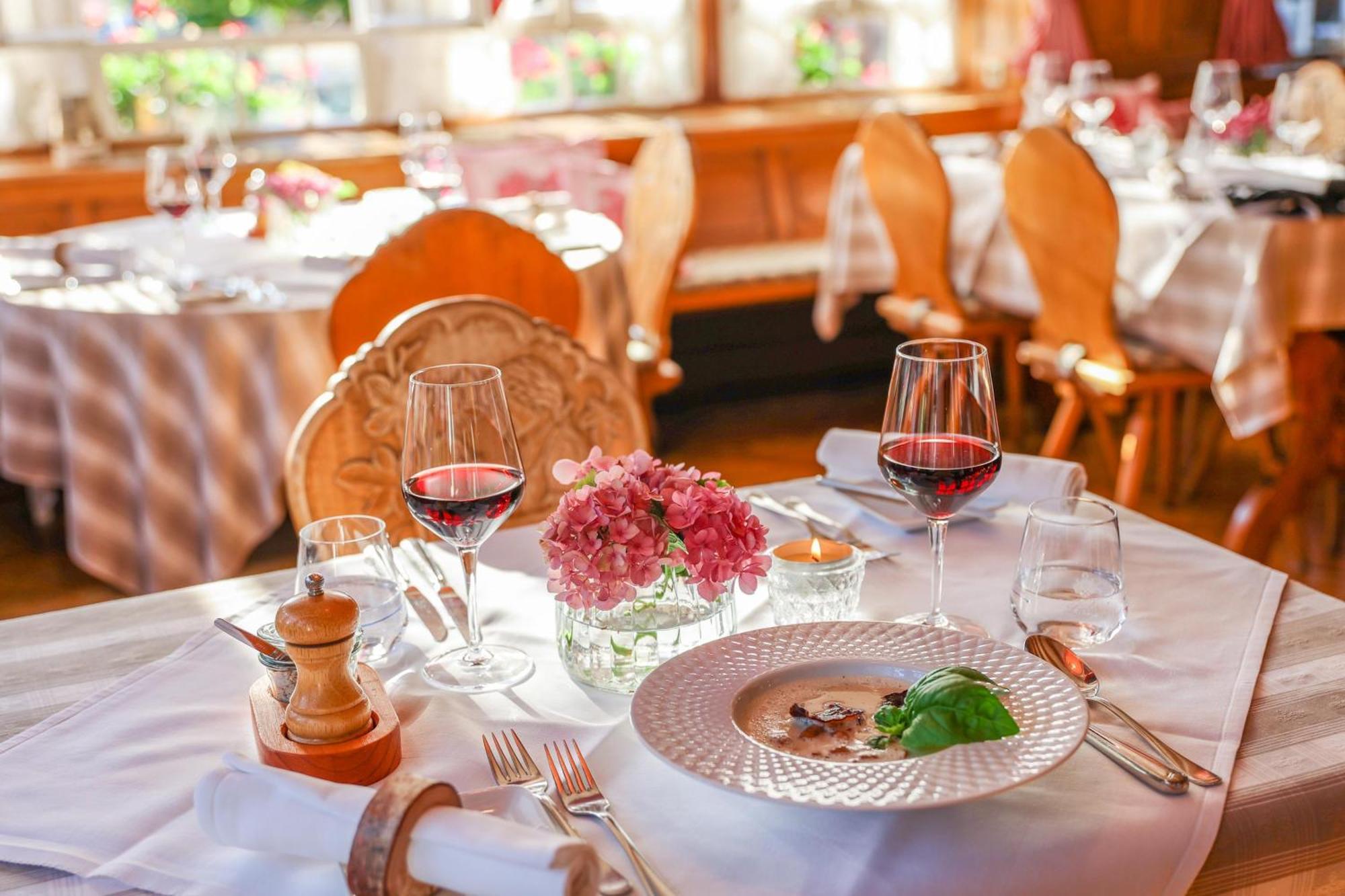 Hotel-Gasthaus Goldener Engel Glottertal Εξωτερικό φωτογραφία