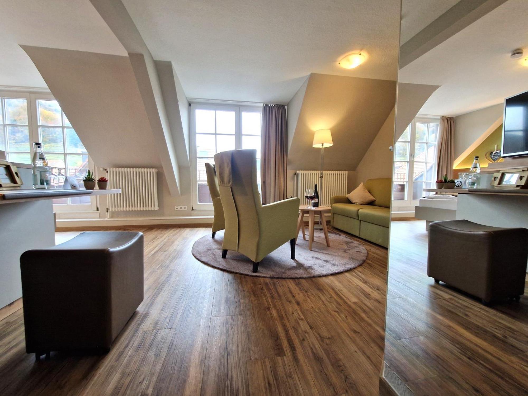 Hotel-Gasthaus Goldener Engel Glottertal Εξωτερικό φωτογραφία