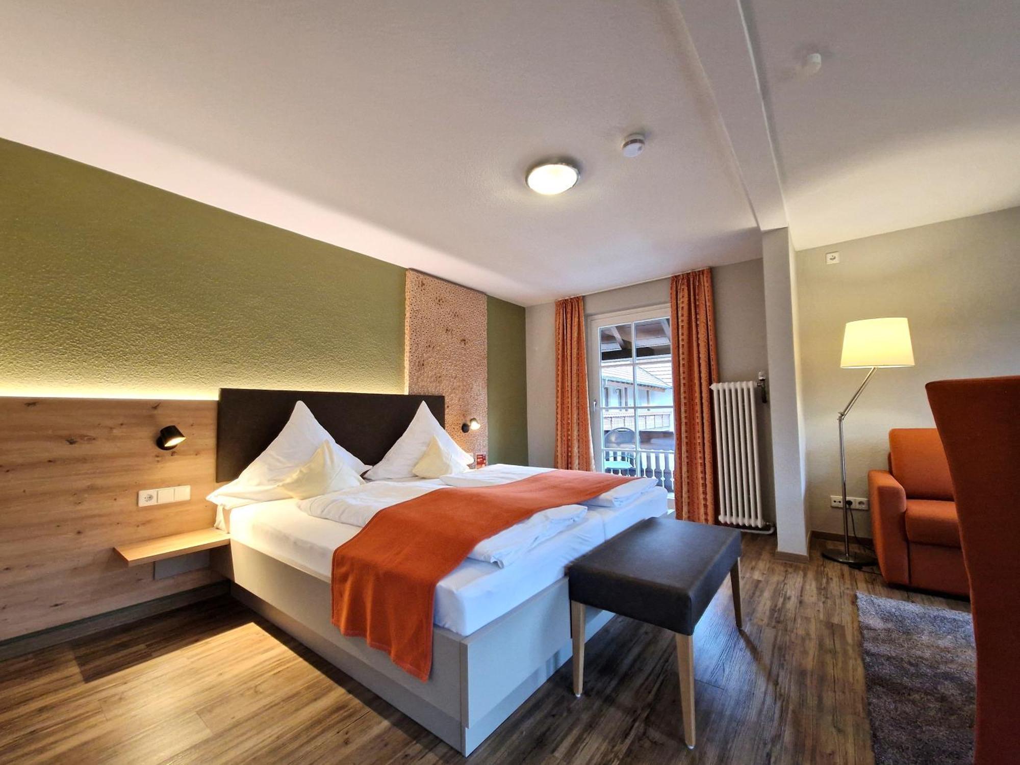 Hotel-Gasthaus Goldener Engel Glottertal Εξωτερικό φωτογραφία