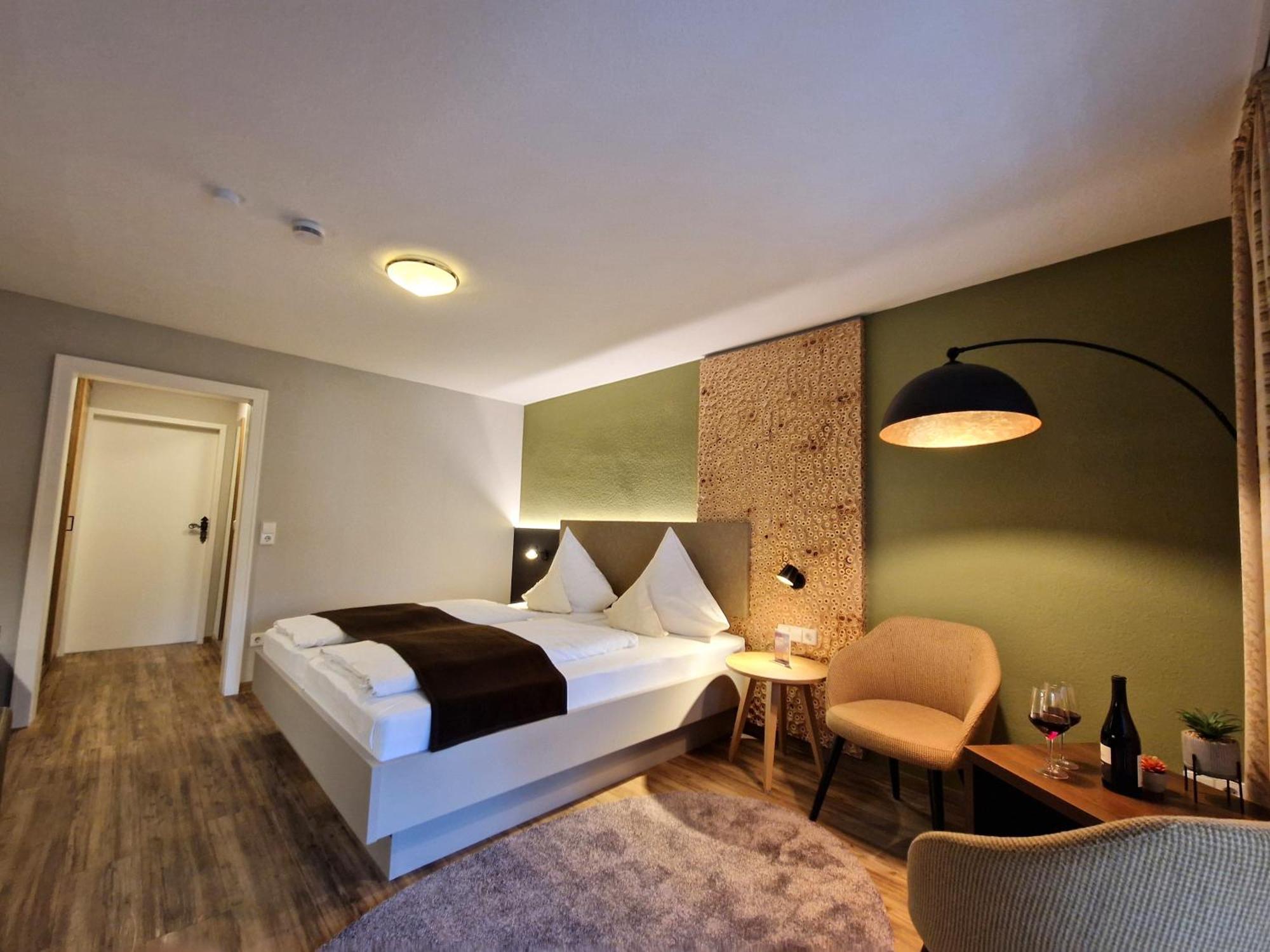 Hotel-Gasthaus Goldener Engel Glottertal Εξωτερικό φωτογραφία