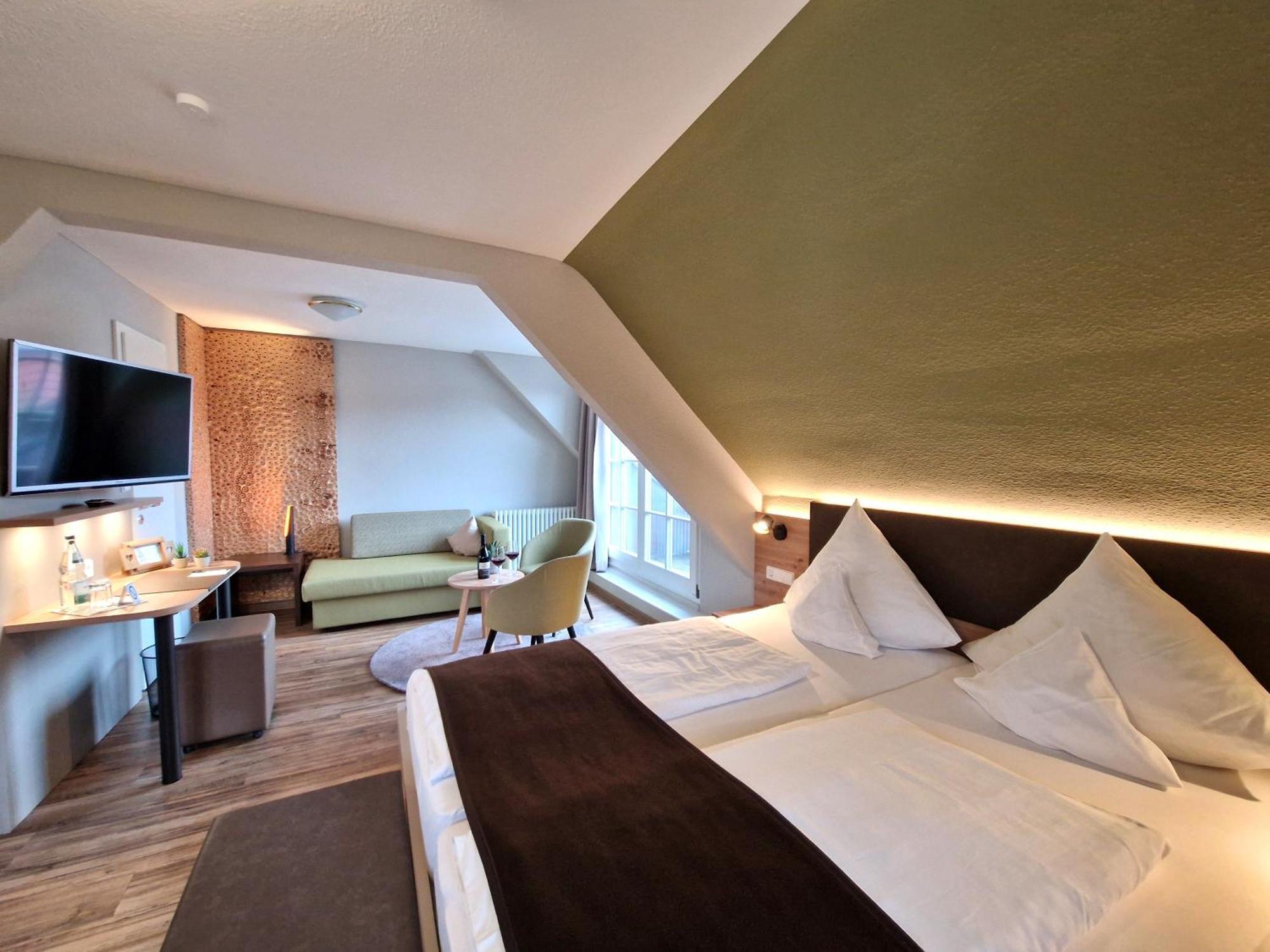 Hotel-Gasthaus Goldener Engel Glottertal Εξωτερικό φωτογραφία
