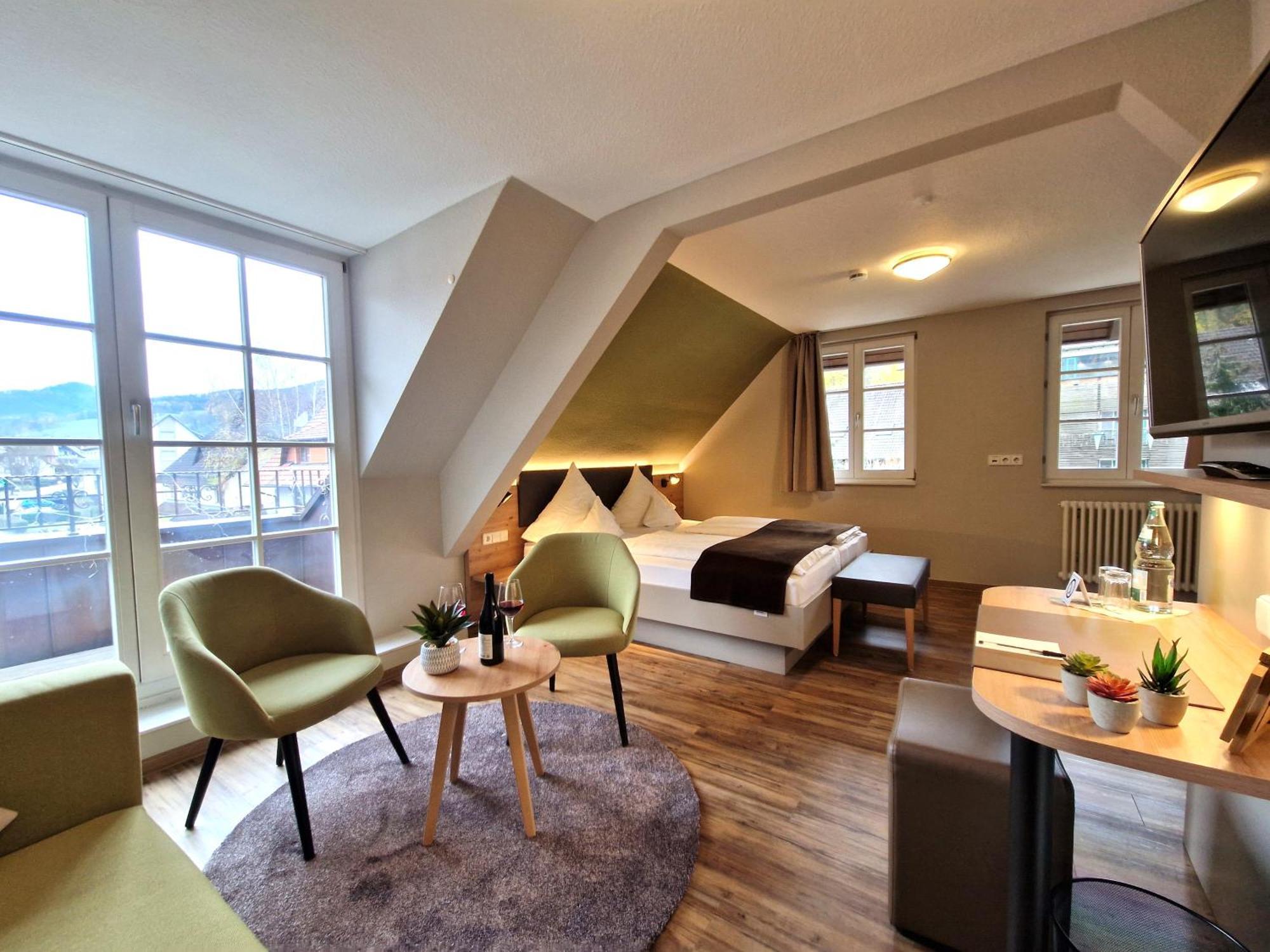 Hotel-Gasthaus Goldener Engel Glottertal Εξωτερικό φωτογραφία