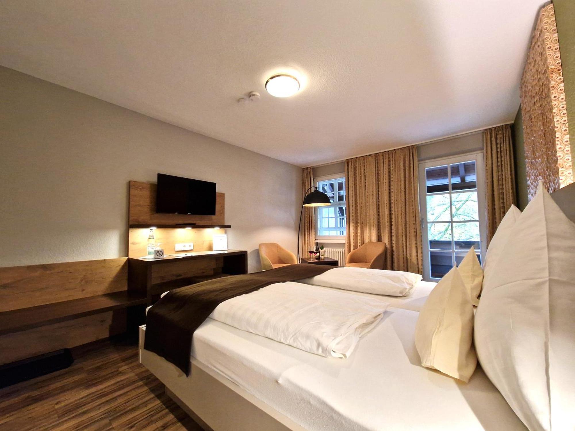 Hotel-Gasthaus Goldener Engel Glottertal Εξωτερικό φωτογραφία