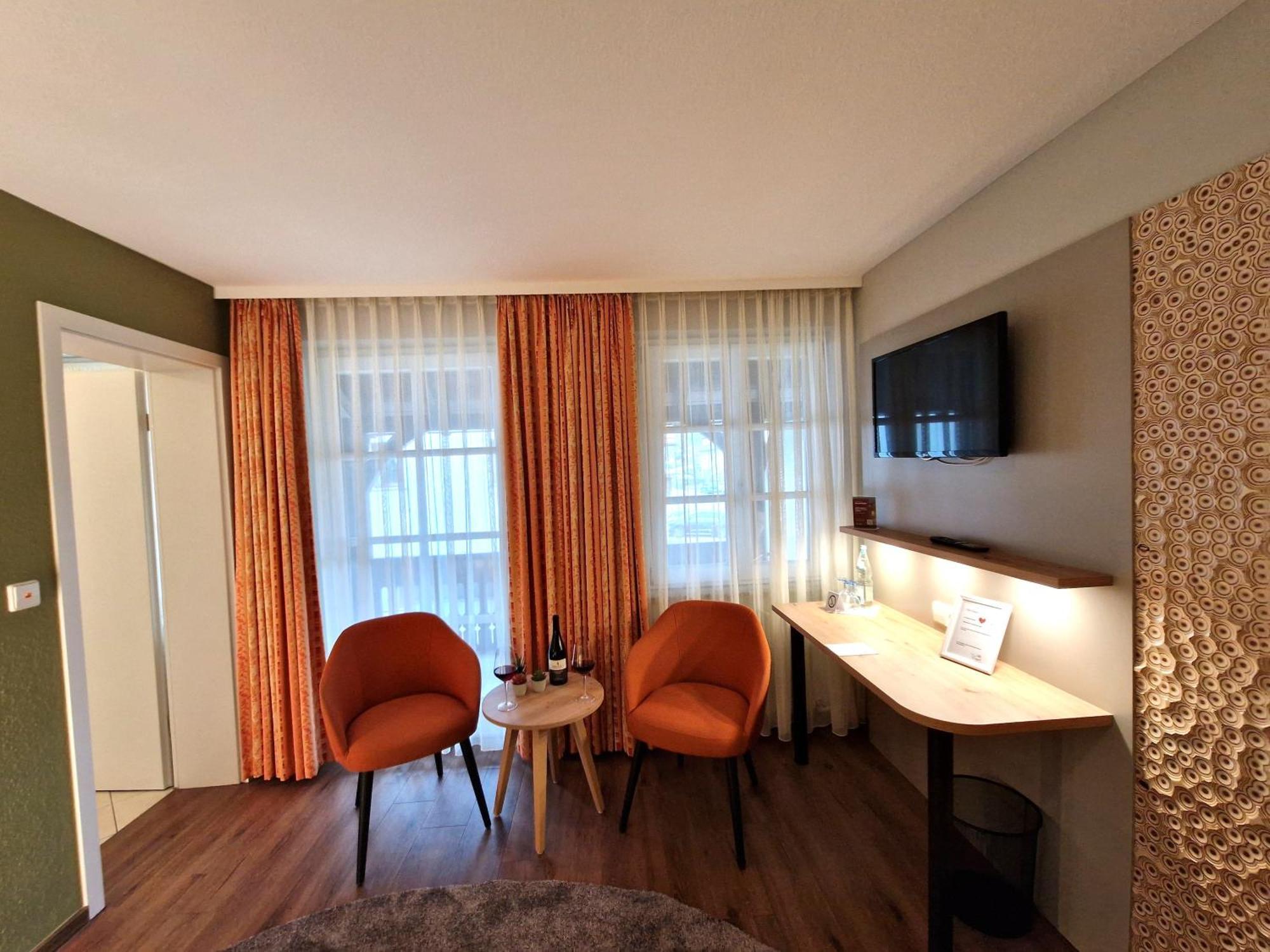 Hotel-Gasthaus Goldener Engel Glottertal Εξωτερικό φωτογραφία